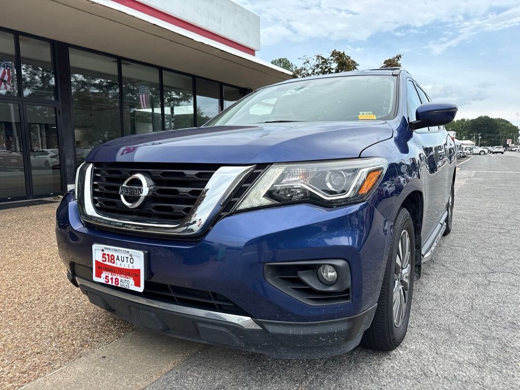 Used 2020 Nissan Pathfinder SV SUV