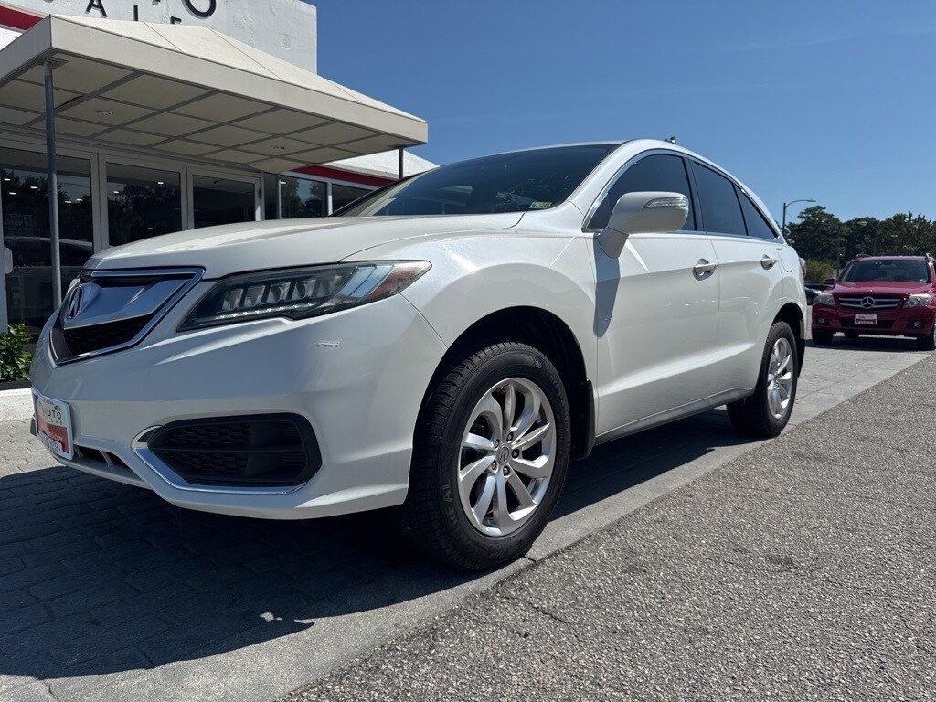 2017 Acura RDX Technology Plus photo 3