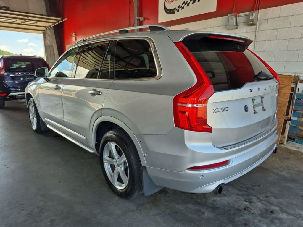 Used 2018 Volvo XC90 T5 AWD Momentum SUV
