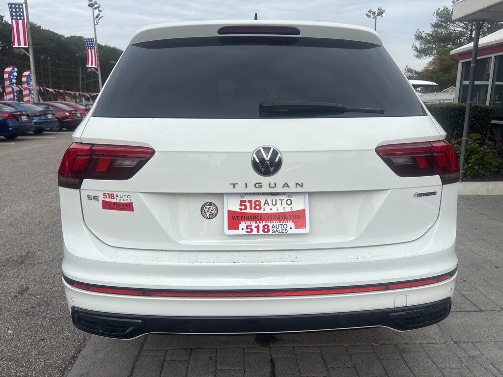 2022 Volkswagen Tiguan SE R-Line Black photo 4