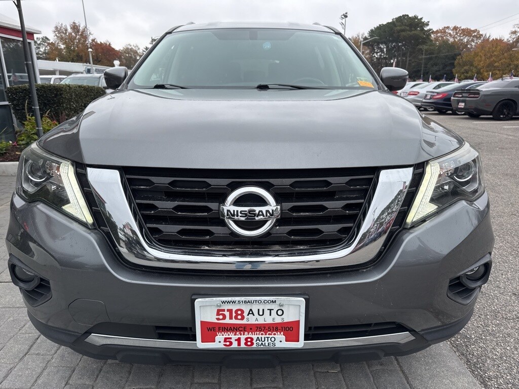 2020 Nissan Pathfinder SV photo 3