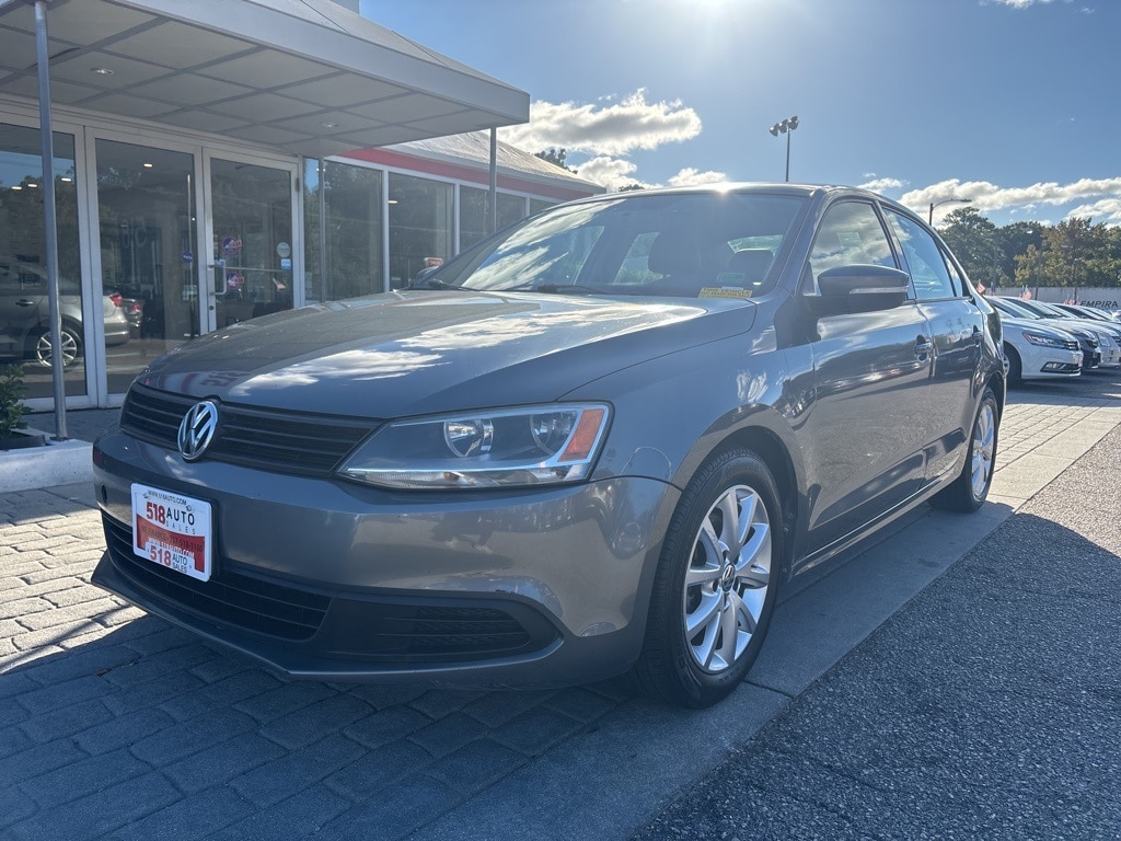 Used 2011 Volkswagen Jetta 2.5L SE Sedan