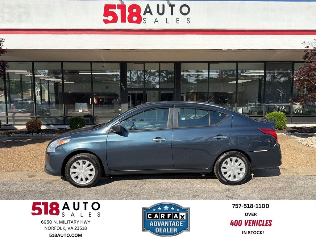 2016 Nissan Versa 1.6 SV CVT's photo