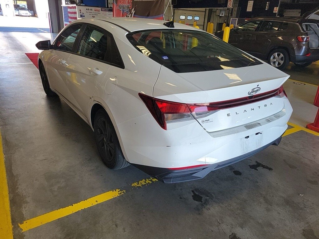 Used 2023 Hyundai Elantra SEL Sedan