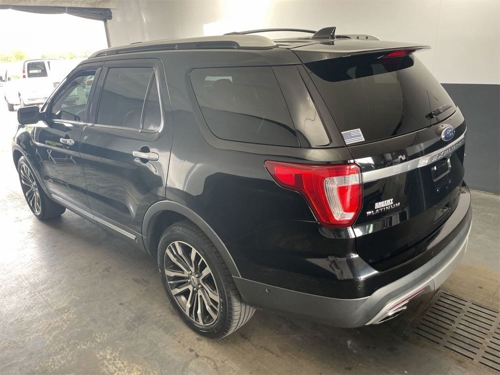 Used 2017 Ford Explorer Platinum SUV