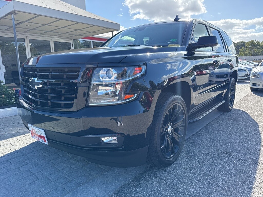 2019 Chevrolet Tahoe Premier photo 3