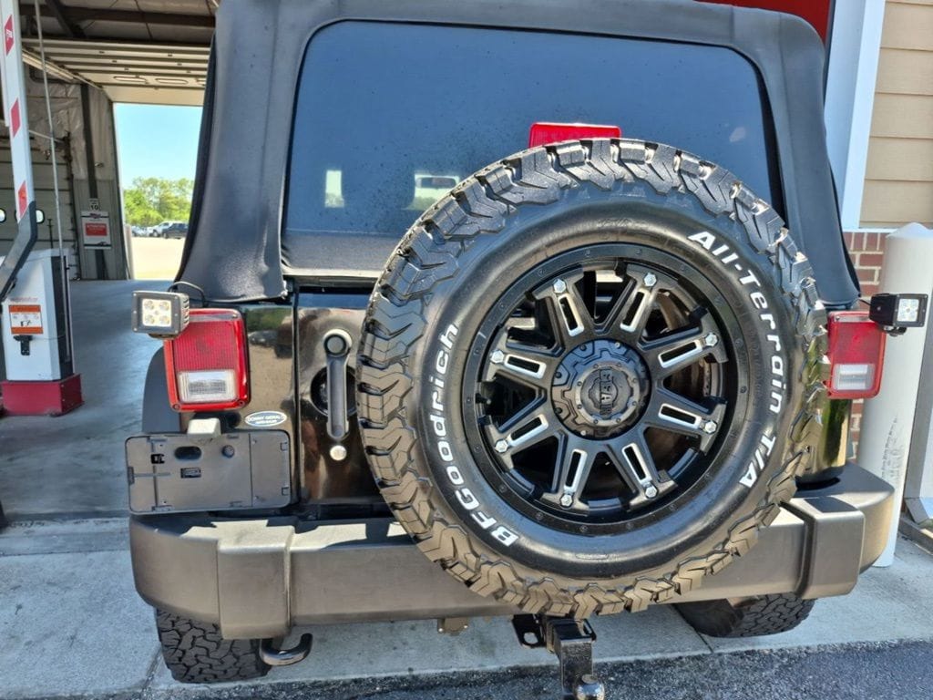 Used 2012 Jeep Wrangler Unlimited Sport SUV