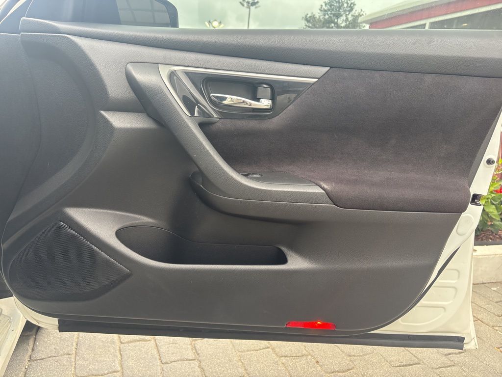 2013 Nissan Altima Sedan S - Photo 36