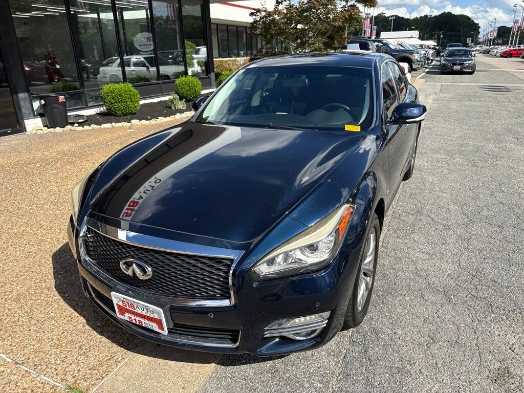 Used 2016 INFINITI Q70 3.7 w/ Premium Sedan
