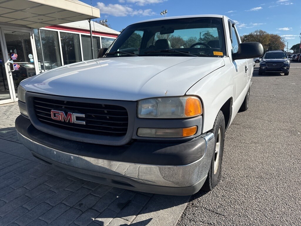 2002 Gmc Sierra 1500 SLE photo 3