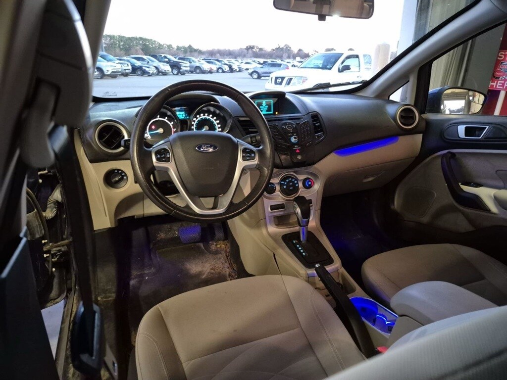 Used 2016 Ford Fiesta SE Hatchback