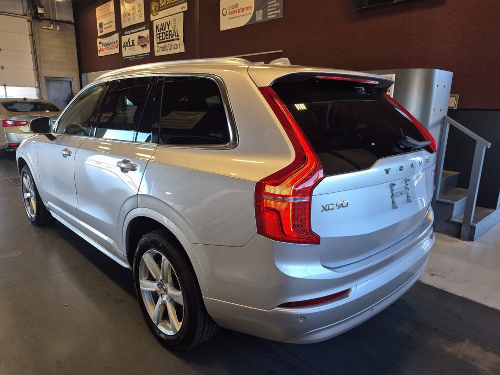 Used 2022 Volvo XC90 T5 AWD Momentum 7 Seater SUV