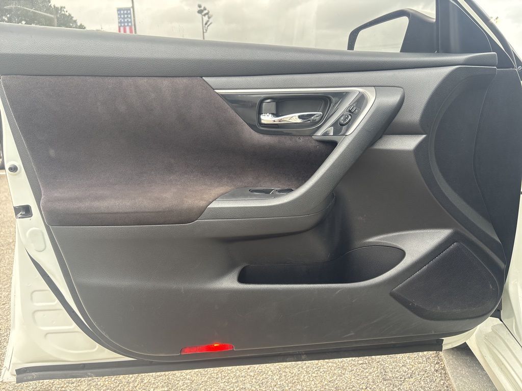 2013 Nissan Altima Sedan S - Photo 20