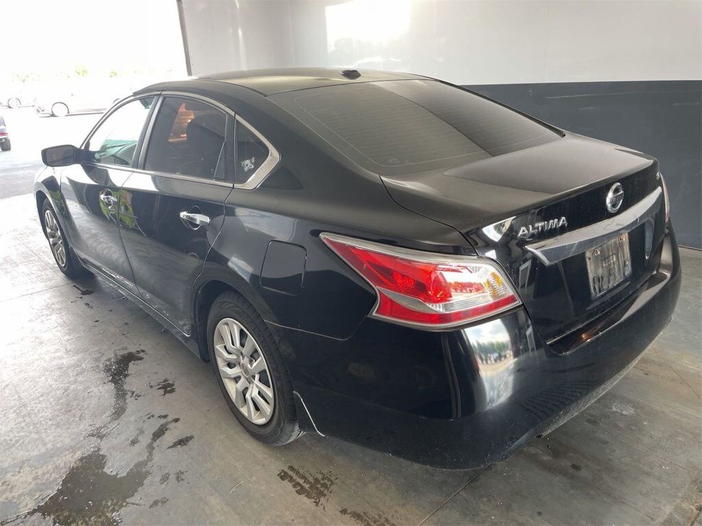 Used 2015 Nissan Altima 2.5 S Sedan