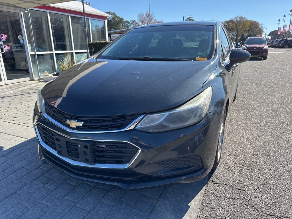 2018 Chevrolet Cruze LT Diesel photo 4