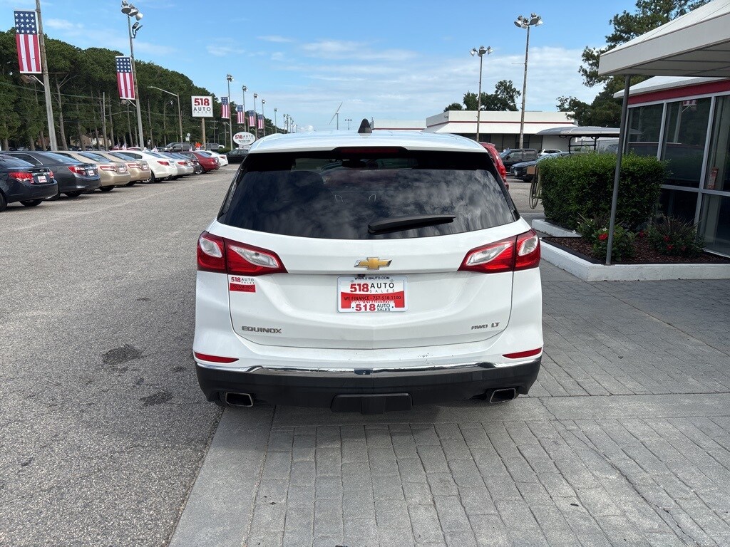 2022 Chevrolet Equinox LT photo 4
