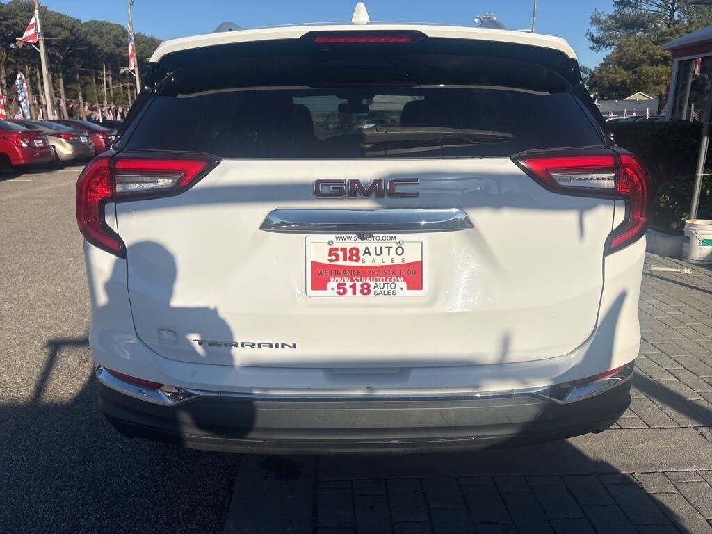 2022 Gmc Terrain SLT photo 2