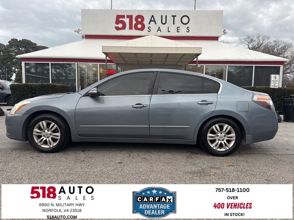 2011 Nissan Altima S's photo