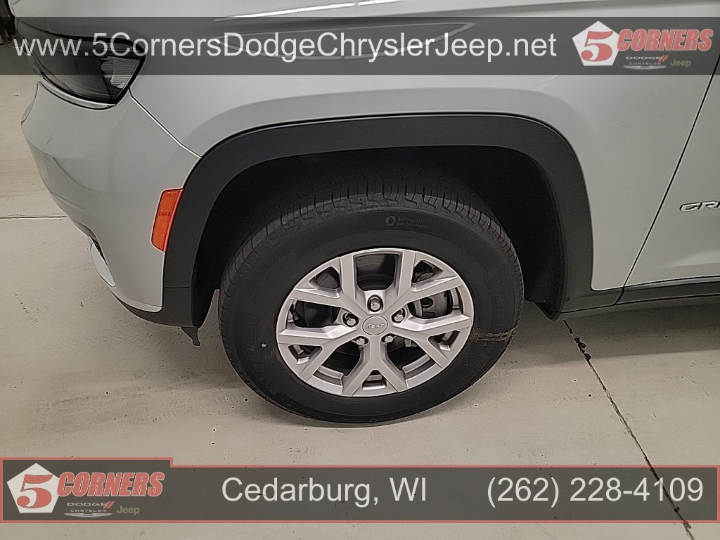 Used 2021 Jeep Grand Cherokee L Limited with VIN 1C4RJKBG5M8188807 for sale in Cedarburg, WI