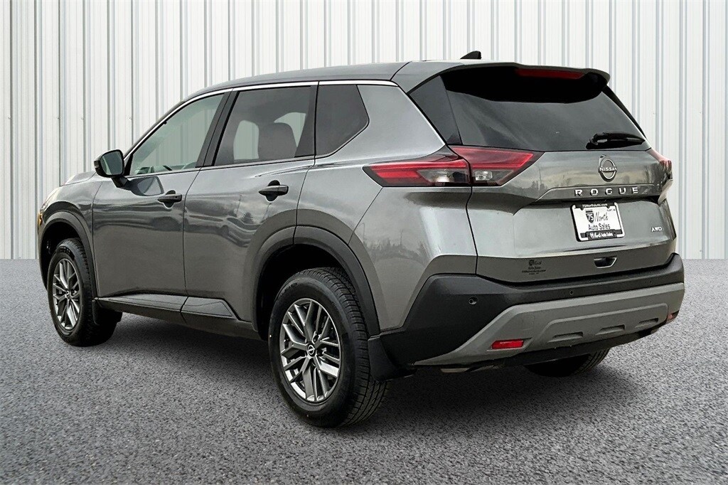 2023 Nissan Rogue S photo 2