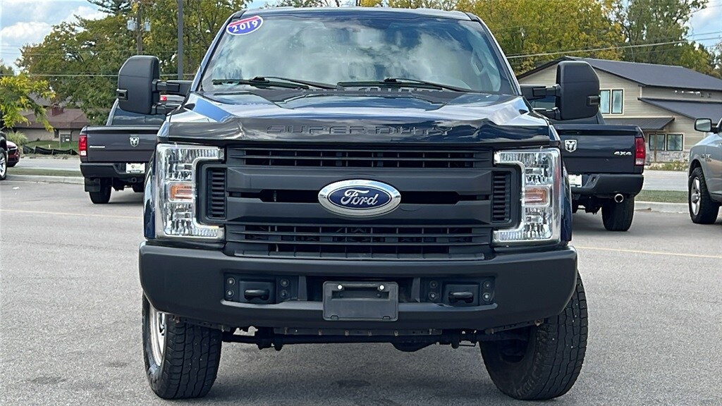 2019 Ford F-250 XL photo 3