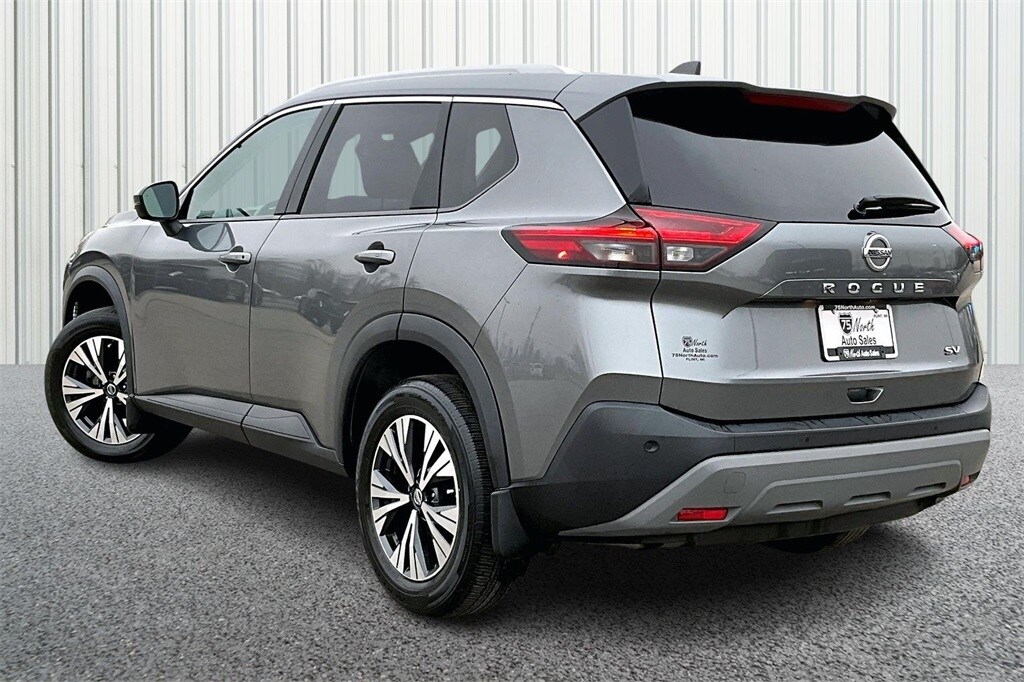 2021 Nissan Rogue SV photo 4