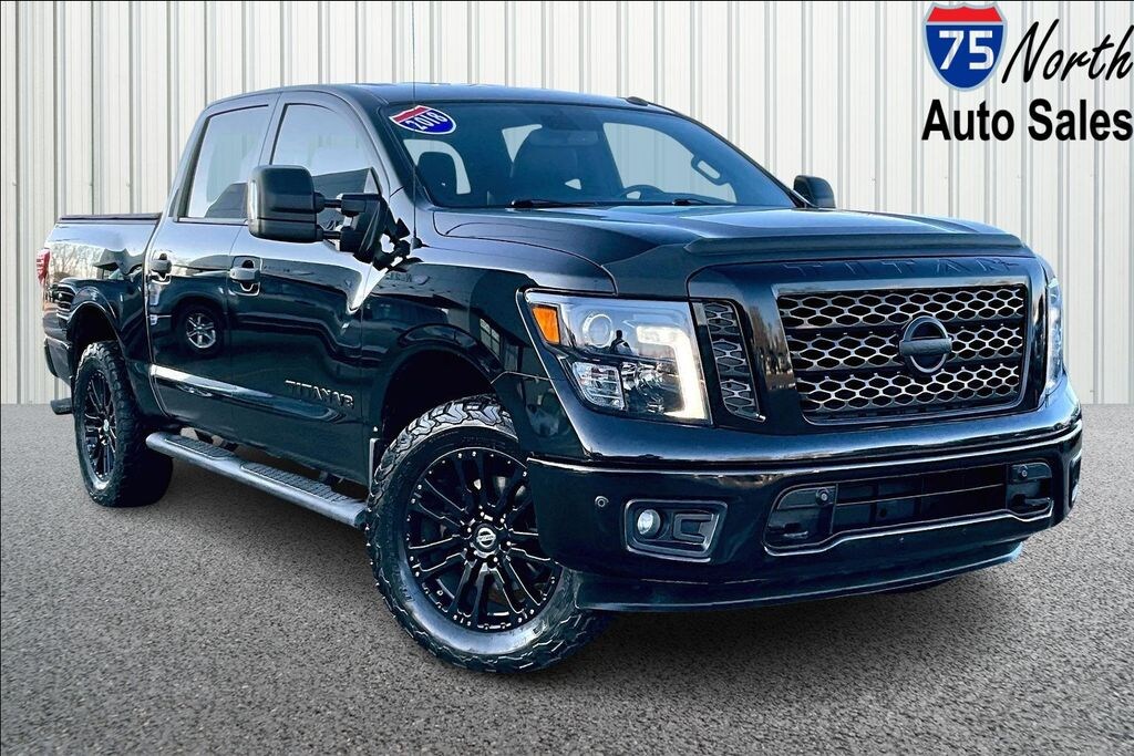 Used 2018 Nissan Titan Truck Crew Cab