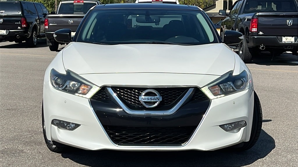 2018 Nissan Maxima SV photo 3
