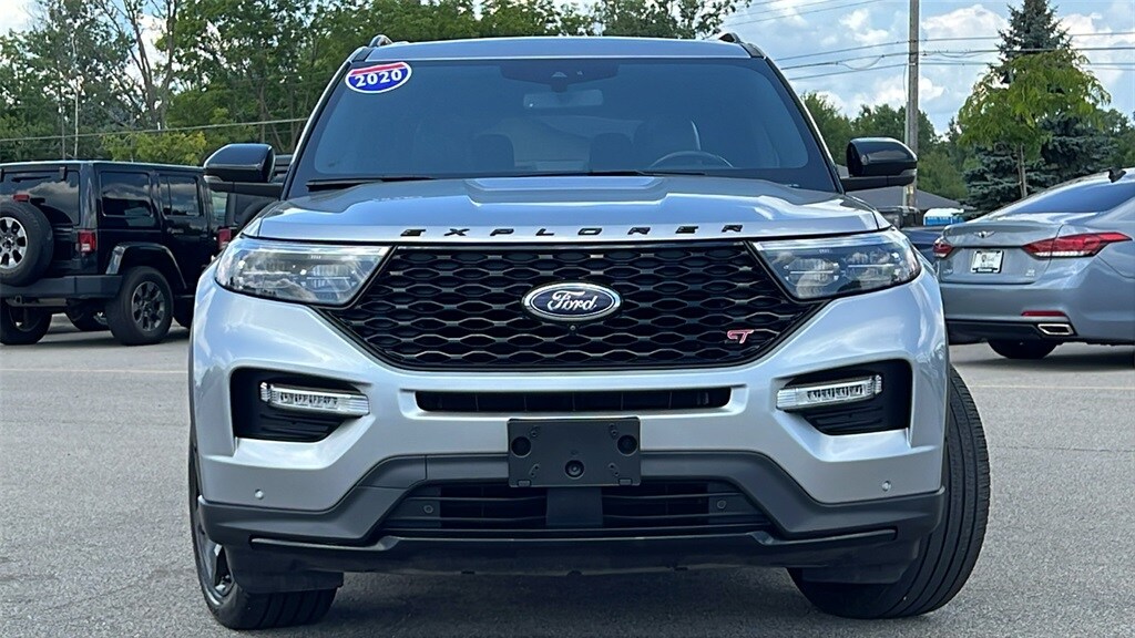 2020 Ford Explorer ST photo 3