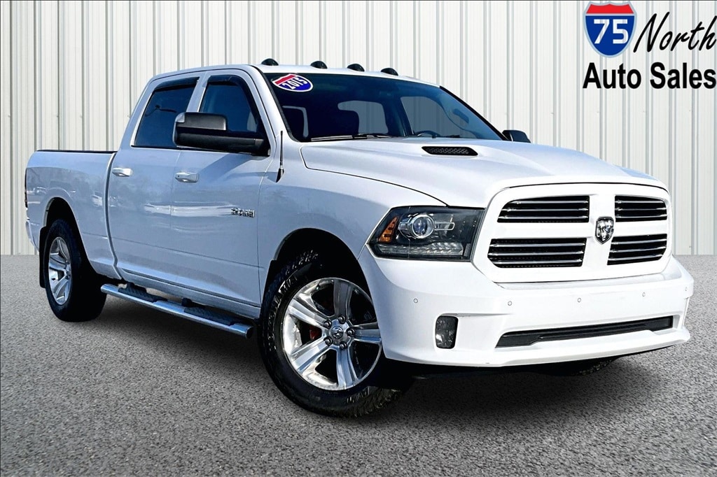 2015 RAM 1500 Sport's photo