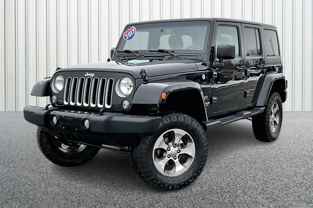 Used 2017 Jeep Wrangler JK Unlimited Sahara 4x4 SUV