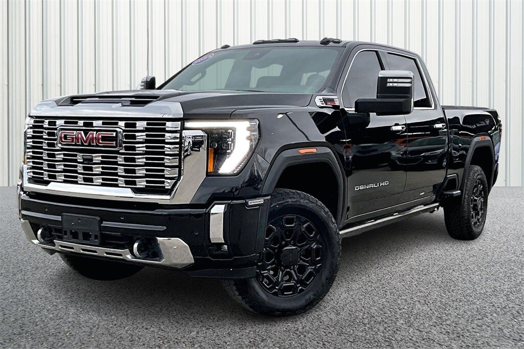2024 Gmc Sierra 2500 HD Denali photo 3
