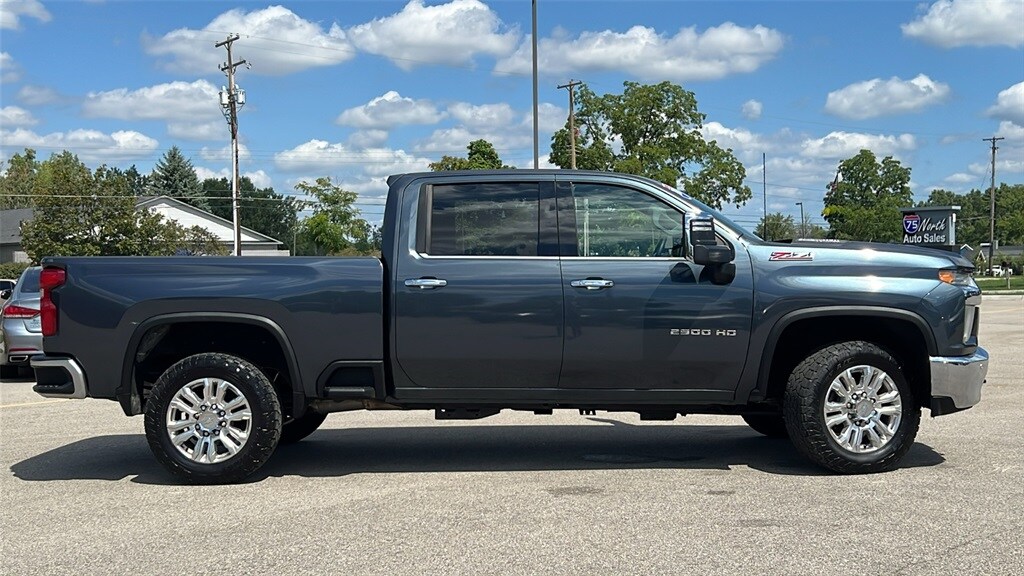 2020 Chevrolet Silverado 2500HD LTZ photo 4