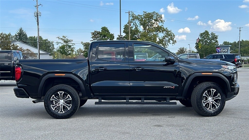 2024 Gmc Canyon AT4 photo 3