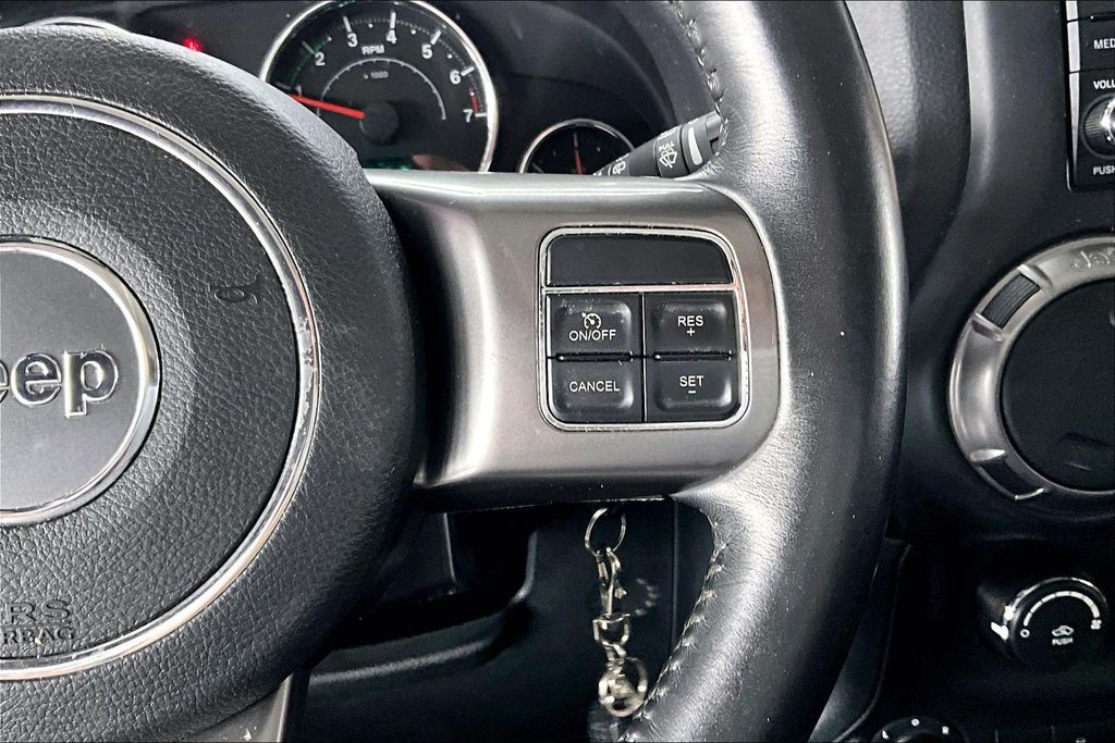 2018 Jeep Wrangler JK Unlimited Altitude - Photo 12