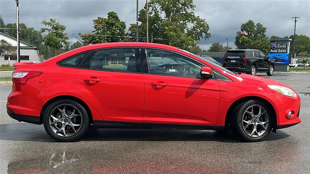 2014 Ford Focus SE photo 4