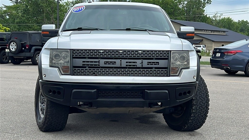 2011 Ford F-150 SVT Raptor photo 3
