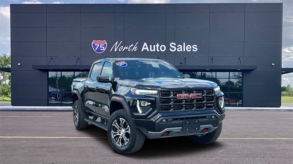2024 GMC Canyon AT4's photo