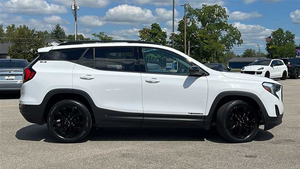 2020 Gmc Terrain SLE photo 4