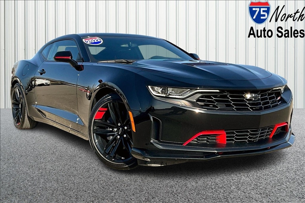 2022 Chevrolet Camaro LT1's photo