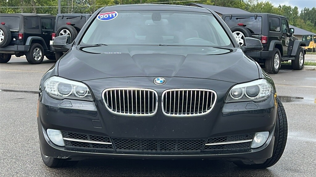 2011 Bmw 535i 5-Series photo 3