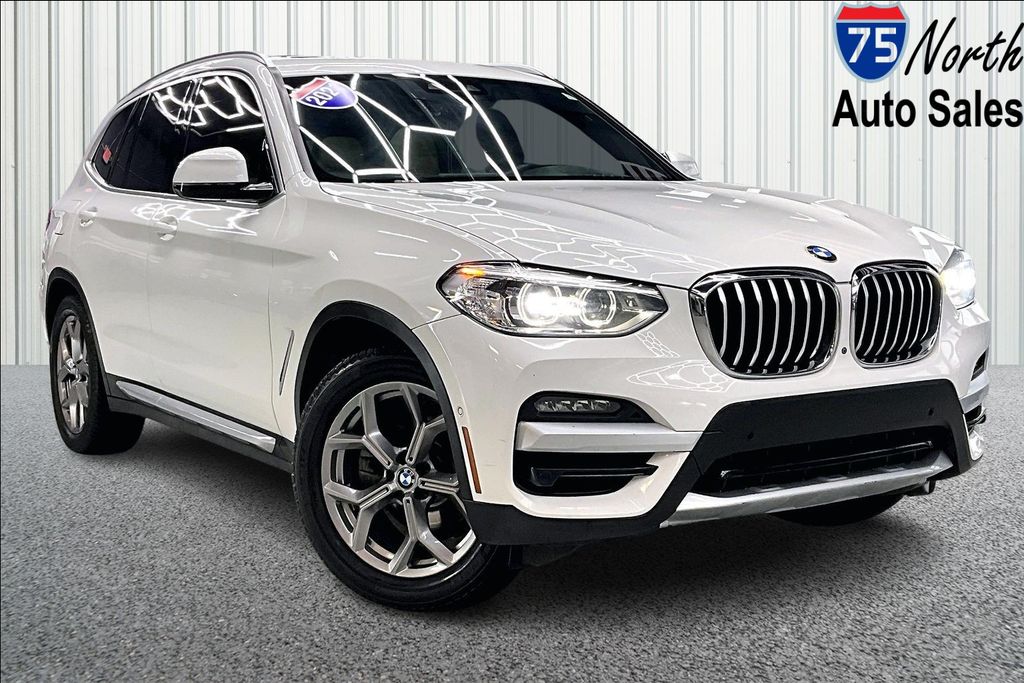 2021 BMW X3 xDrive30i's photo