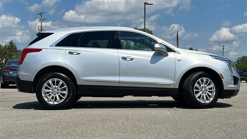 2017 Cadillac XT5 Base photo 4