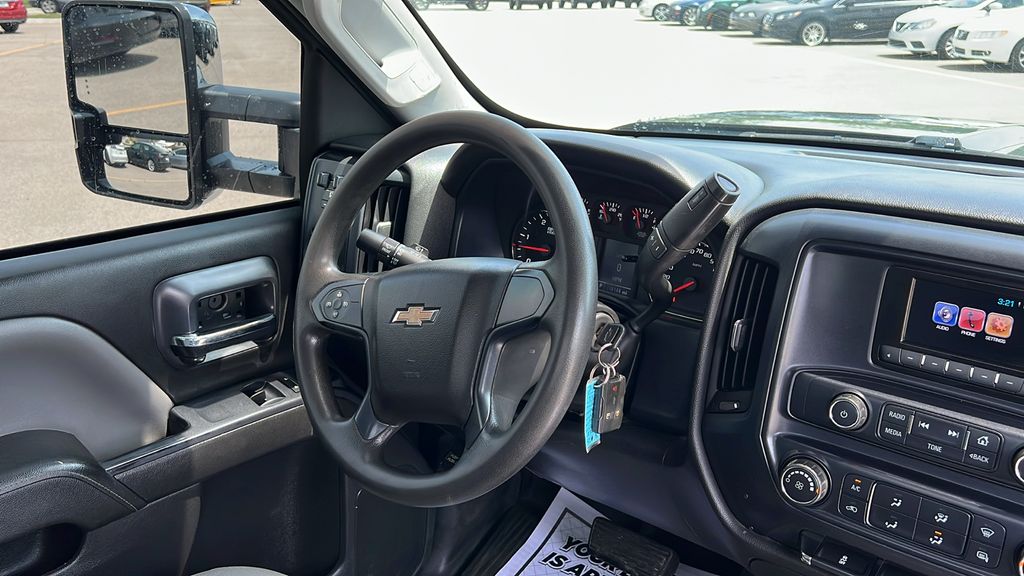 2015 Chevrolet Silverado 3500HD Work Truck - Photo 12