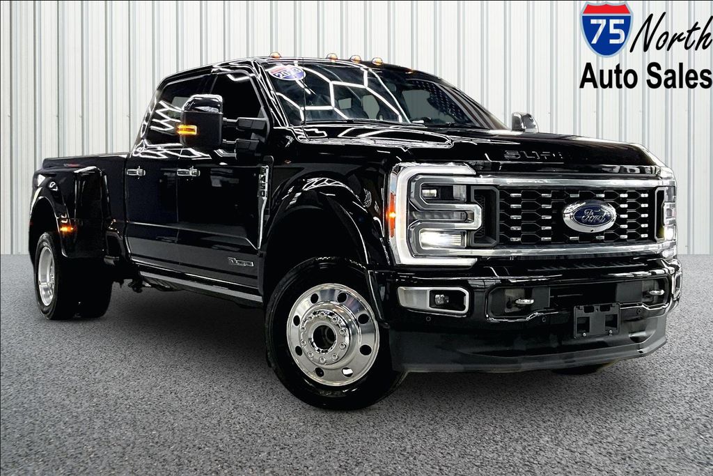 2023 Ford F-450 Platinum 4x4 Crew Cab 8' Box DRW's photo