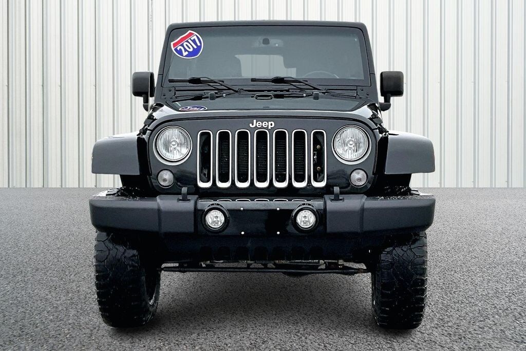 Used 2017 Jeep Wrangler JK Unlimited Sahara 4x4 SUV