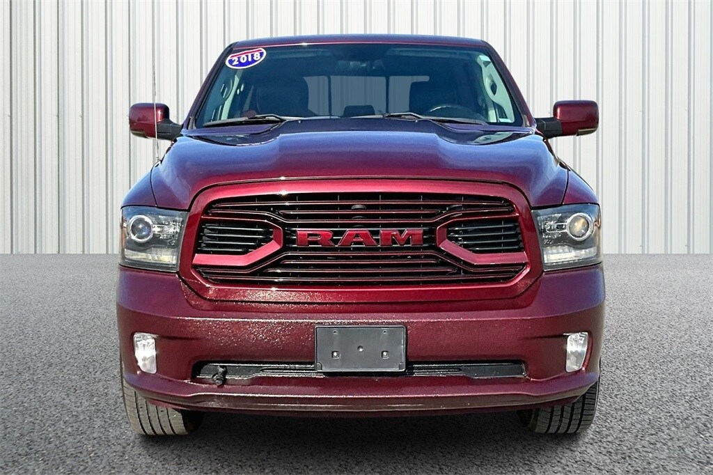 2018 Ram 1500 Sport photo 2