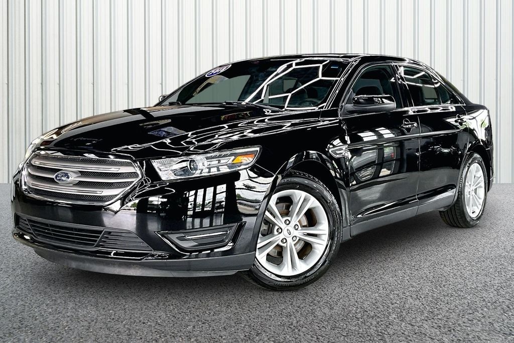 Used 2018 Ford Taurus SEL Sedan