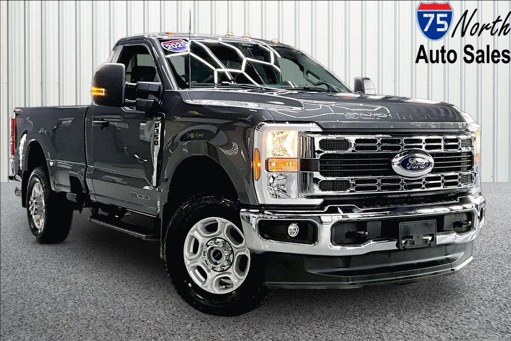 2025 Ford F-350 XLT 4x4 Regular Cab 142 in SRW's photo