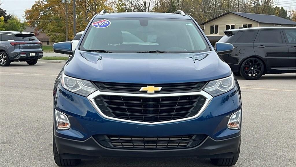 2019 Chevrolet Equinox photo 3